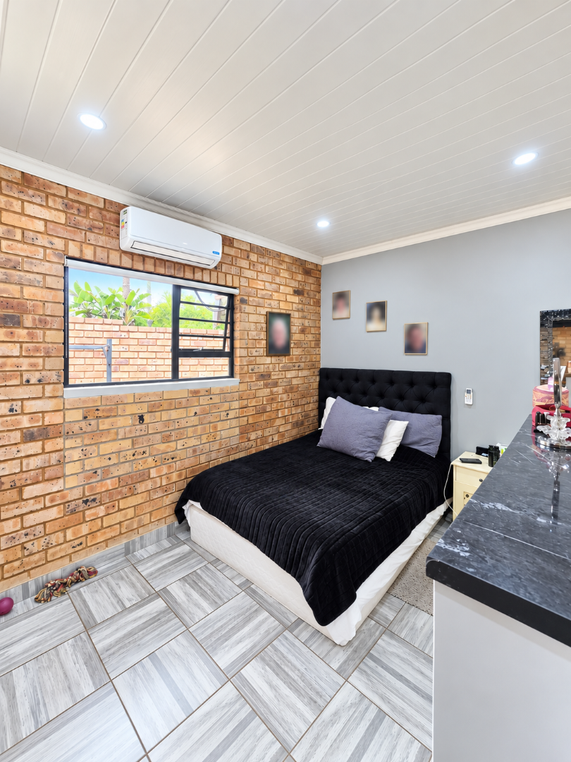 4 Bedroom Property for Sale in Wilkoppies North West